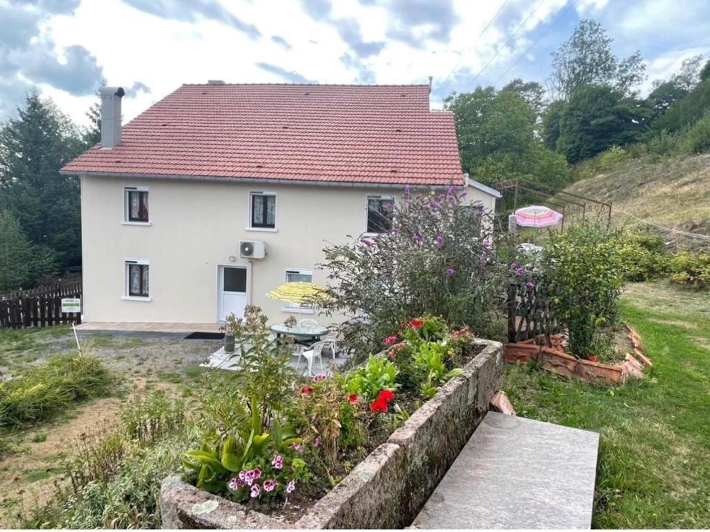 La Maisonnee Heureuse 라브레세 외부 사진